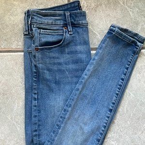 Abercrombie & Fitch Simone High Rise Super Skinny Blue Jeans - Size 26/2s